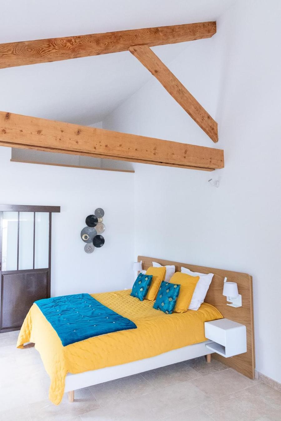 Bed and Breakfast Mas Des Tourterelles Jonquieres  Exterior foto